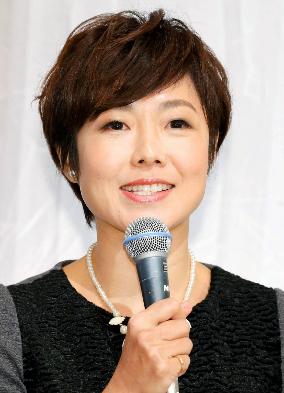 有働由美子アナ 体の症状に心配の声「大丈夫ですか?」「早く治りますように」「何が原因か気になります」 – スポーツ報知 有働由美子アナ 体の症状に心配の声「大丈夫ですか?」「早く治りますように」「何が原因か気になります」 - スポーツ報知