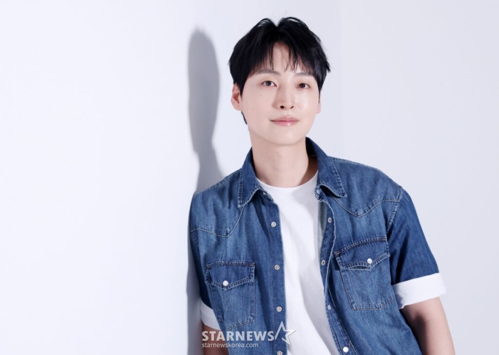 "NOのない俳優パク・ジフン"..'炊事兵' イム・ジホ、熱い友情を自慢 [インタビュー] | STARNEWS