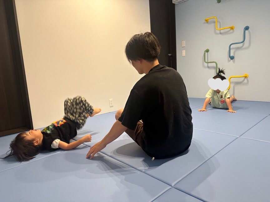 あいのり・桃、新居の"プレイルーム"で息子たちと体操タイム「こんな部屋があるのも楽しくておすすめ」(エンタメNEXT) – Yahoo!ニュース あいのり・桃、新居の"プレイルーム"で息子たちと体操タイム「こんな部屋があるのも楽しくておすすめ」(エンタメNEXT) - Yahoo!ニュース