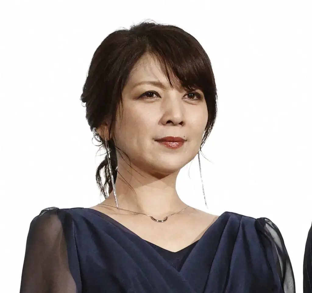 飯島直子 大ヒットドラマで共演した人気主演女優自宅での豪華飲み会の過去明かす 後輩人気女優も参加 – スポニチ Sponichi Annex 芸能 飯島直子 かつて付けられていた幻の芸名 モデル時代に「凄く変」 - スポニチ Sponichi Annex 芸能