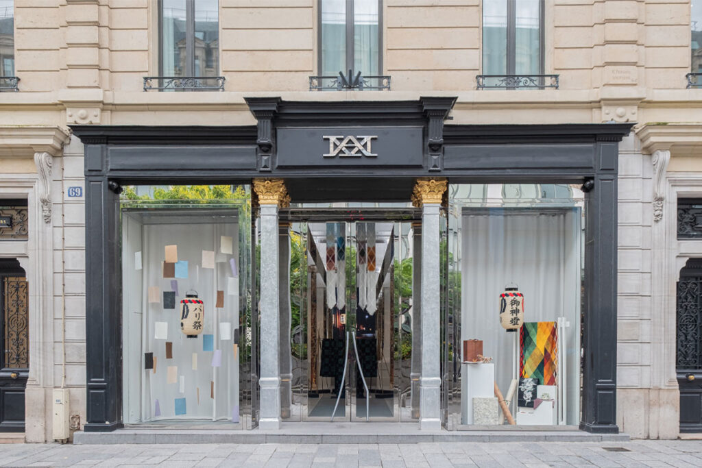 LVMH メティエ ダールが、パリのショールームで和紙をテーマに特別展を開催。 | madameFIGARO.jp(フィガロジャポン) LVMH メティエ ダールが、パリのショールームで和紙をテーマに特別展を開催。 | madameFIGARO.jp(フィガロジャポン)