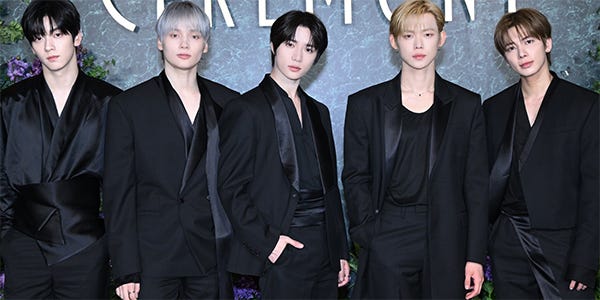 TXT、ファン待望の「マツケンサンバⅡ」カバーが話題「疲れが吹っ飛ぶ景気の良さ」「スーパーテヒョンタイム最高」 – モデルプレス TXT、ファン待望の「マツケンサンバⅡ」カバーが話題「疲れが吹っ飛ぶ景気の良さ」「スーパーテヒョンタイム最高」 - モデルプレス