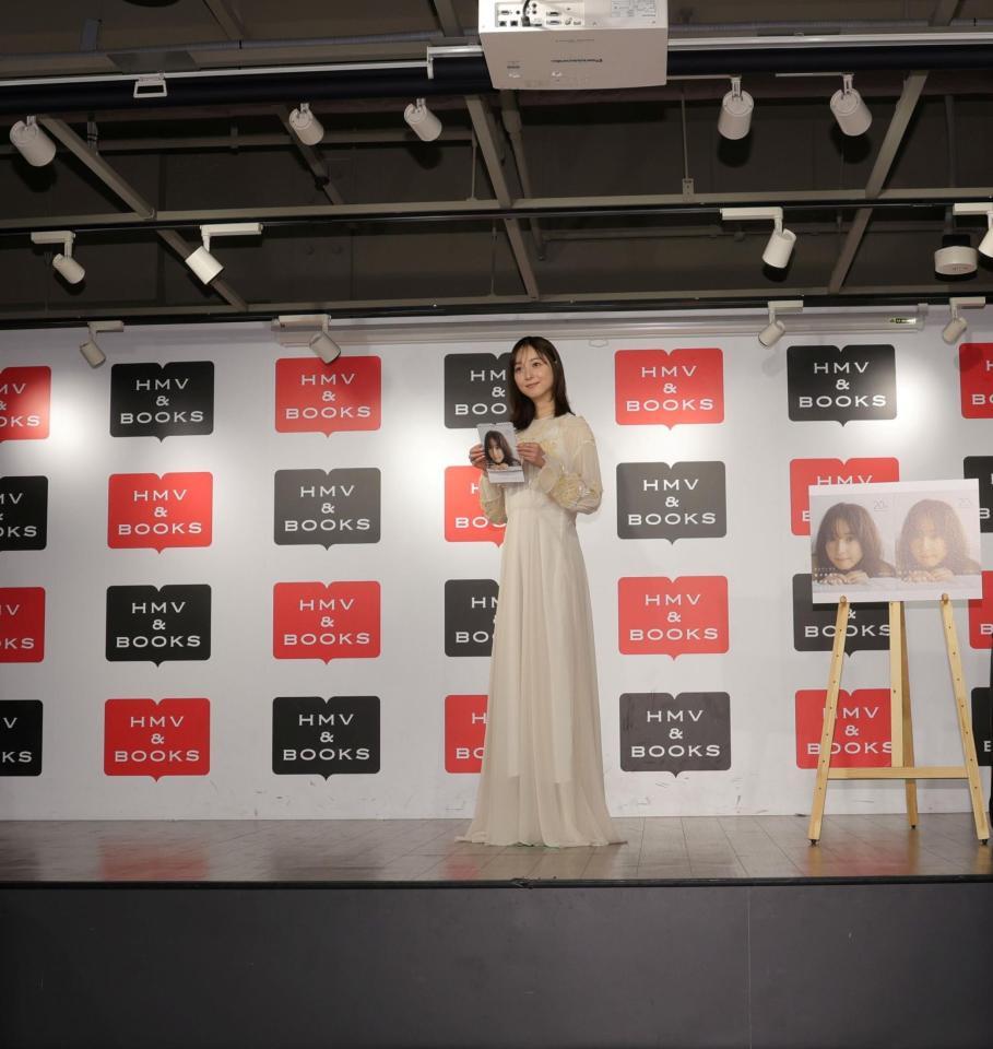 凄すぎ 佐々木希３８歳がイベント現る→顔ドアップ撮影しても無敵だった なんだこの透明感は！完璧な美形に無駄なし 実物見たファンも「可愛すぎて言葉が」「本物の美人」 - デイリースポーツ