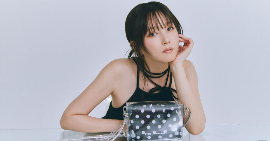 本田翼のコスメブランド「バイティースリー」が「ナナナナ」とのコラボバッグを発売 ポップアップも開催 – WWDJAPAN ‐ 最新ファッション&ビューティニュース情報 本田翼のコスメブランド「バイティースリー」が「ナナナナ」とのコラボバッグを発売 ポップアップも開催 - WWDJAPAN ‐ 最新ファッション&ビューティニュース情報