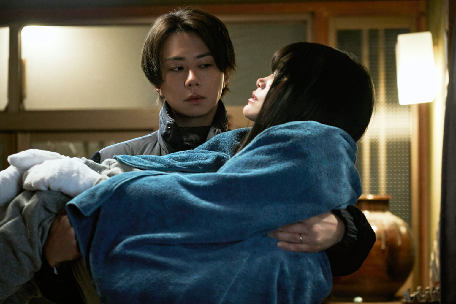 北山宏光、穏やかな表情と冷たい眼差し。「氷血」主人公の“二面性” 映す場面写真公開 – 推し楽 推し楽