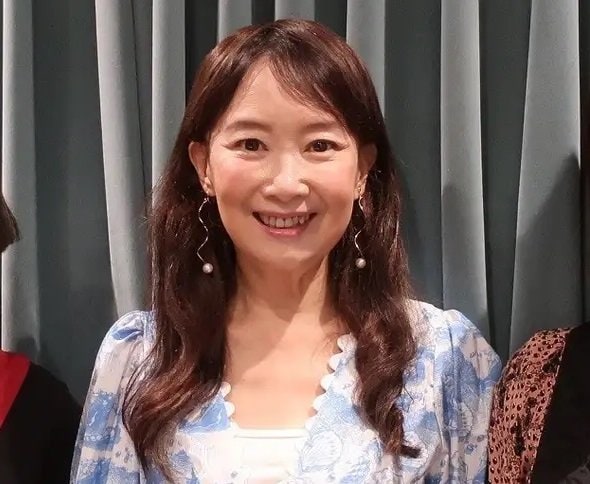70歳のアグネス・チャン、“三つ編み”姿を披露「お孫さんに負けてないかも」「似合っていて可愛い」「胸キュン」SNSで絶賛の声