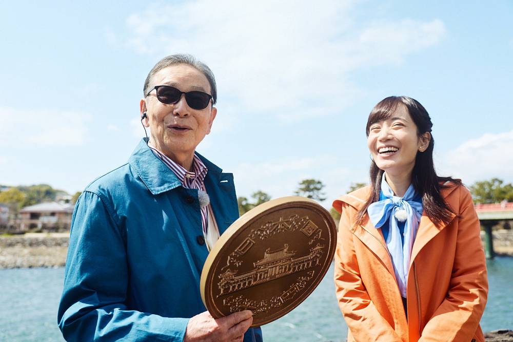 【エンタメ】タモリ、10円玉でおなじみの国宝へ “千年の美”の秘密を解き明かす｜vois ヴォイス
