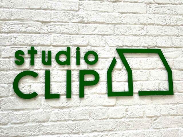 【studio CLIPの値下げワンピ】が40・50代の夏にドンピシャ！ 店員さんも「涼しく着られる」だって♡
