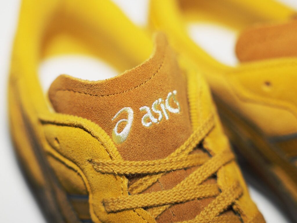 気になる「アシックス」のローテク。[ASICS SKYHAND OG]【ファッションプロが気になる新作スニーカー】 メンズノンノウェブ | MEN'S NON-NO WEB