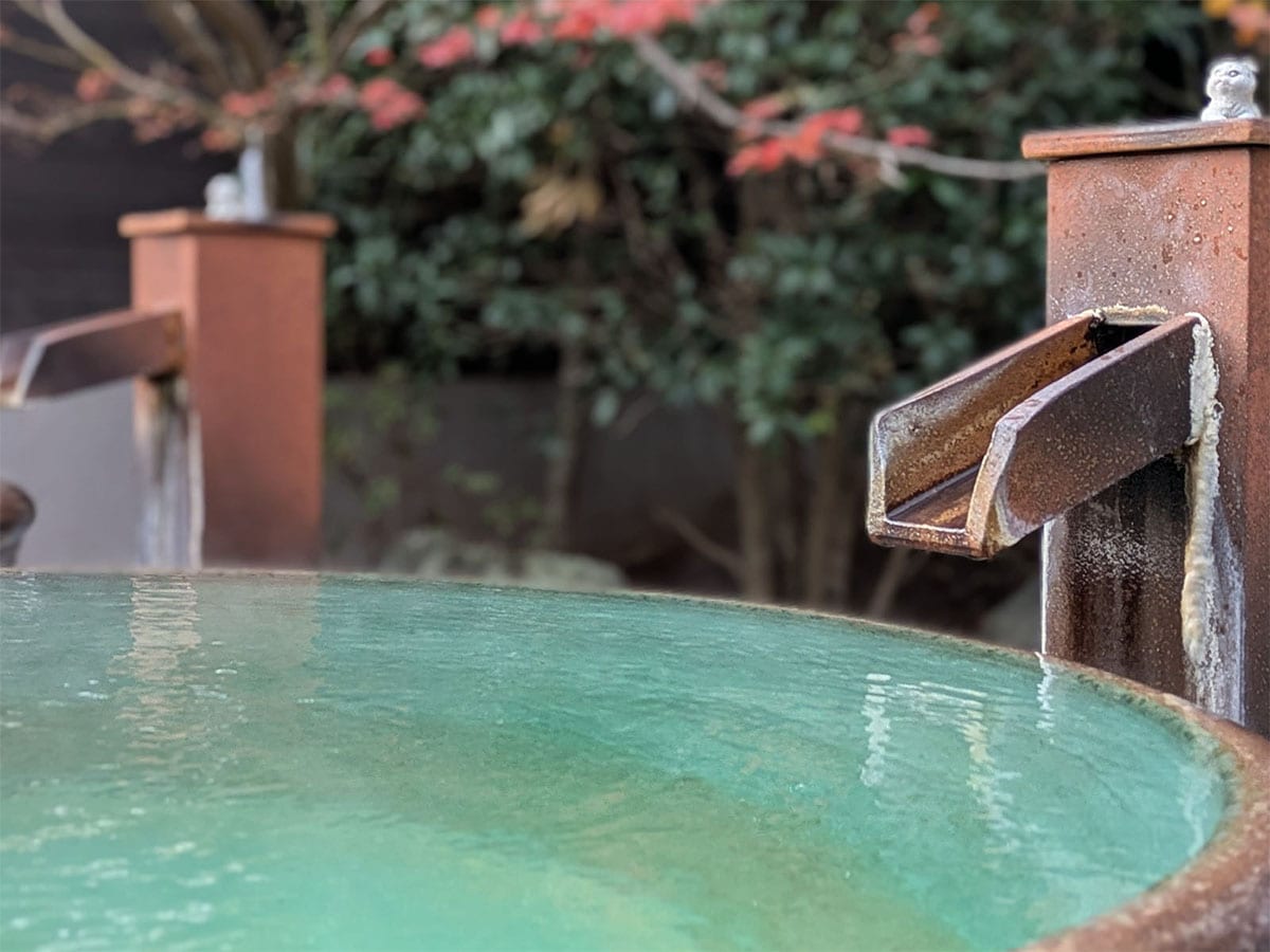 【千葉県の人気スーパー銭湯】「成田 龍泉の湯」はさまざまな湯舟が楽しめる天然温泉施設。食事処の釜めしも人気【2025年12月調査】