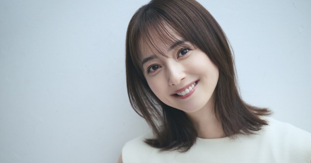 佐々木希が初めての出産・育児を経て…3年ぶりに俳優復帰して「得たもの」とは(佐々木 希) | FRaU the Earth 佐々木希が初めての出産・育児を経て…3年ぶりに俳優復帰して「得たもの」とは(佐々木 希) | FRaU the Earth