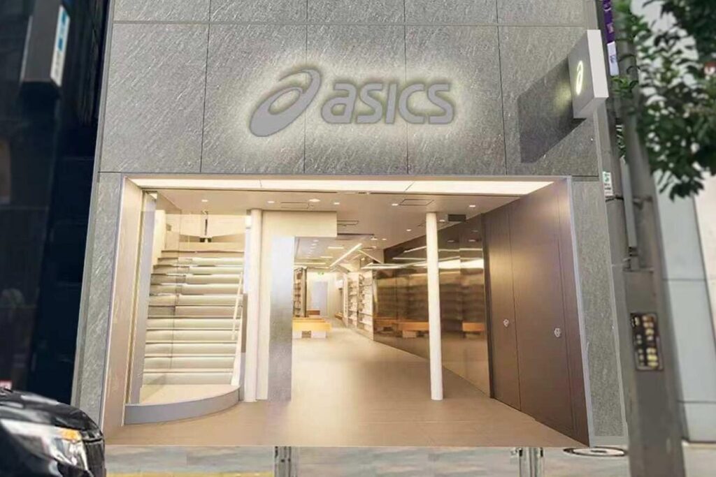 アシックスの新旗艦店が東京・新宿に、ウェアの刺繍プリントカスタムサービスも – ファッションプレス アシックスの新旗艦店が東京・新宿に、ウェアの刺繍プリントカスタムサービスも - ファッションプレス
