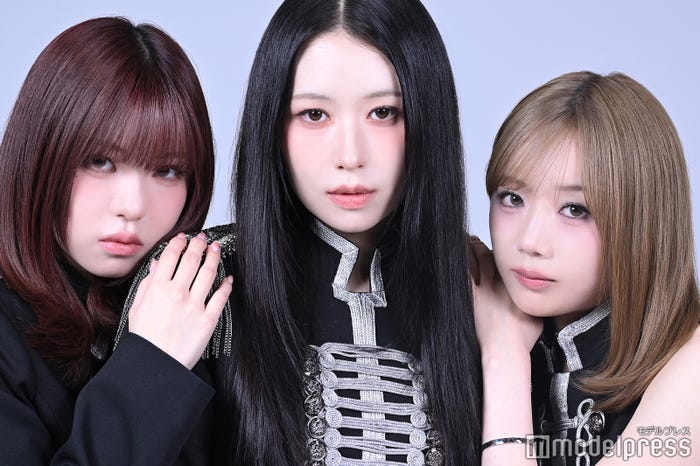【ME:I「花咲く道」インタビュー前編】新曲は高難度楽曲に挑戦 MOMONA＆KEIKO＆TSUZUMIがレコーディング秘話告白「大苦戦しました」 - モデルプレス