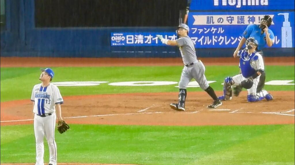 【佐藤輝明】第30号ホームラン！確信の一発！ 2026.8.21対ベイスターズ戦