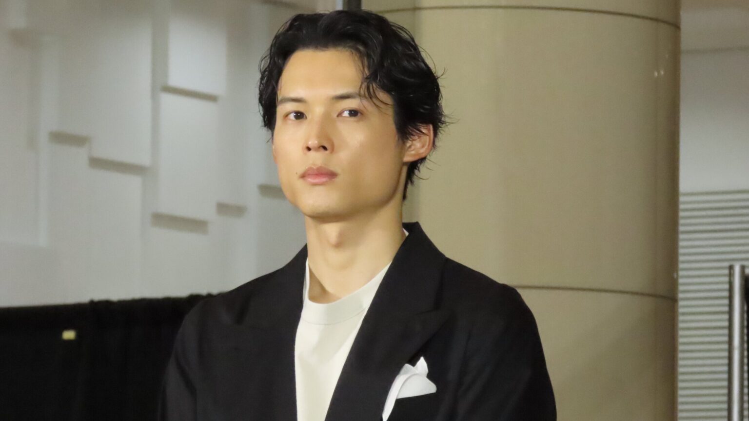【 松村北斗 】東野圭吾さんの「想いを受け継ぎ 多くの方へ」主演務める東野さん原作映画への想い（TBS NEWS DIG Powered by JNN）