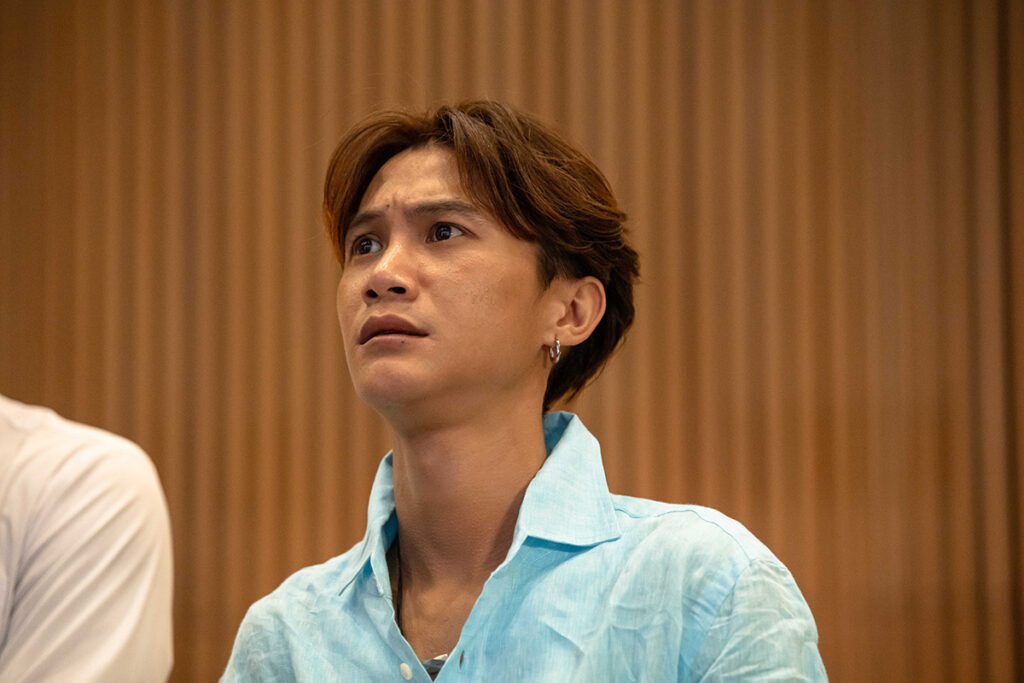 『VIVANT』チョッキー役タイ人俳優、回転ずしチェーンで”爆食い” 「日本にいる?」「食べすぎw」ネット仰天の食欲 | ENCOUNT チョッキーを演じるタナパック・ジョンジャイパー【写真:(C)TBS】