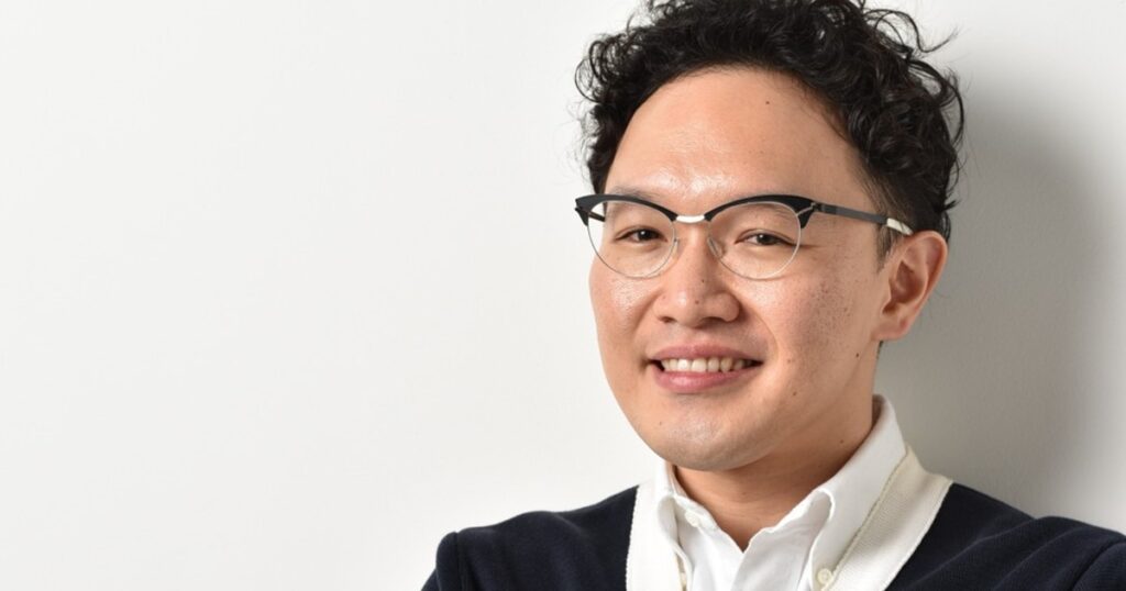 「息子がそんな仕事をしたら会社をクビになる」日本一の進学校・筑駒出身AV男優 親の反対を押し切り年収3000万円を稼ぐまでの25年 | 女性自身 「息子がそんな仕事をしたら会社をクビになる」日本一の進学校・筑駒出身AV男優 親の反対を押し切り年収3000万円を稼ぐまでの25年 | 女性自身