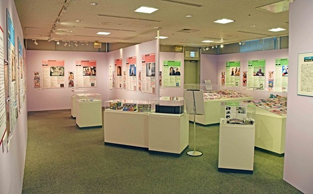平成・令和のテレビ番組を振り返る企画展が開催! 各時代の「TVガイド」表紙も展示
