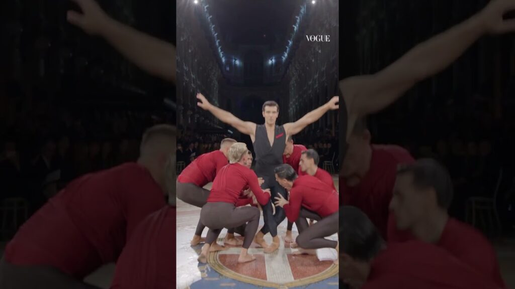 #RobertoBolle 圧巻のバレエ・パフォーマンス。#vogueworld