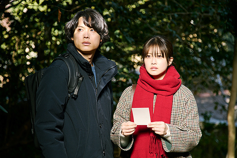 「とても沁みた作品でした」 白鳥とコウモリ marimariパパさんの映画レビュー（感想・評価） - 映画.com