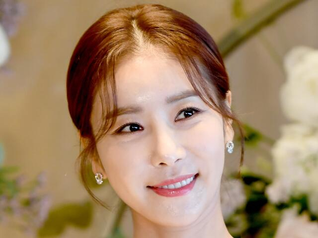 芸能界最高齢46歳で初出産!韓国女優に息子が誕生 『冬ソナ』チェ・ジウの“記録”更新