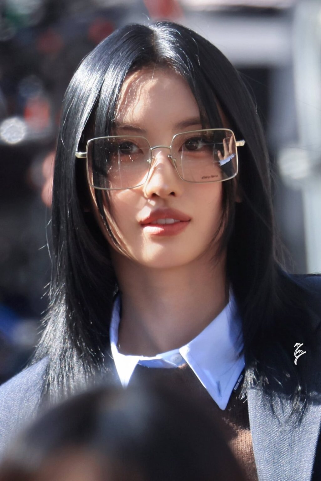 261004 Beautiful Momo 🔥